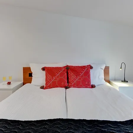 Vegas Near The By Renters Апартаменти Сопот